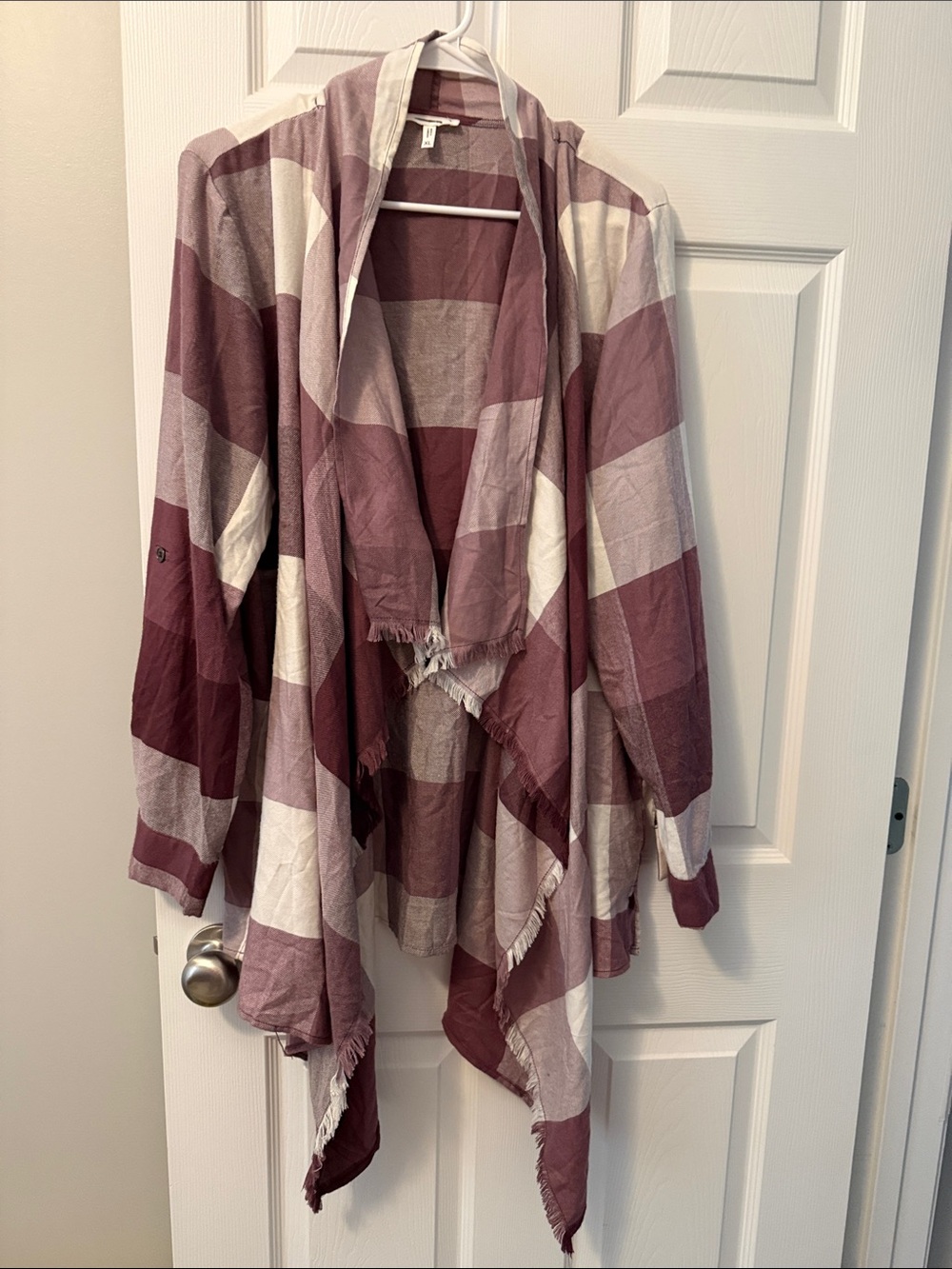 Maurices Mauve & Cream Plaid Draped Open-Front Jacket